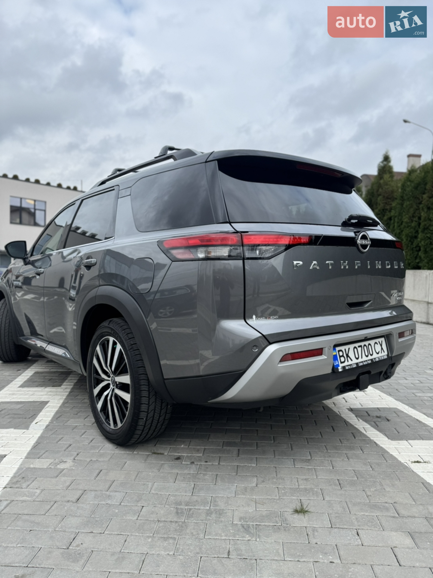 2022 Nissan Pathfinder - мініатюра 10