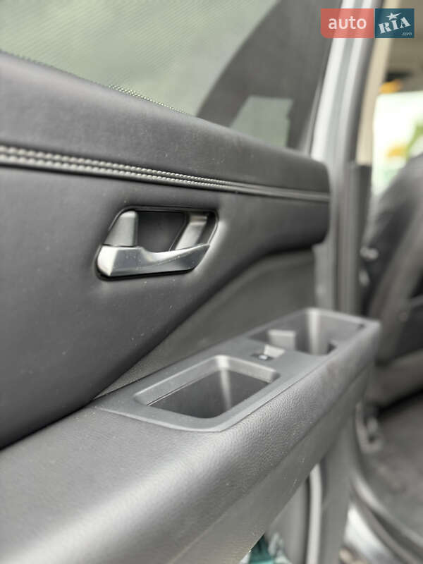 Внедорожник / Кроссовер Nissan Pathfinder 2022 в Ровно фото 44 Внедорожник / Кроссовер Nissan Pathfinder 2022 в Ровно