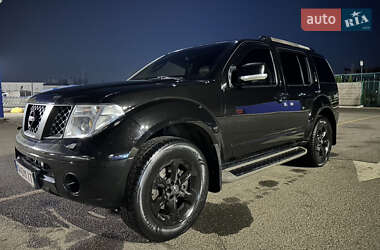 Внедорожник / Кроссовер Nissan Pathfinder 2007 в 