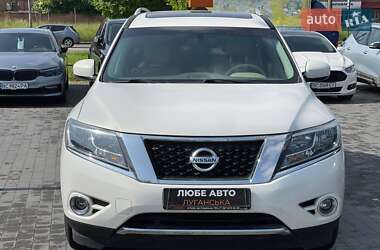 Позашляховик / Кросовер Nissan Pathfinder 2013 в  фото 2 Позашляховик / Кросовер Nissan Pathfinder 2013 в