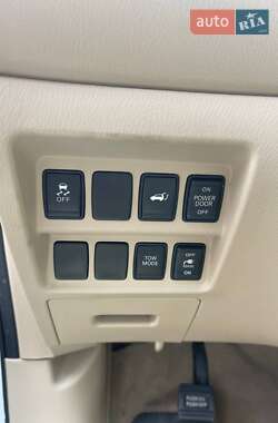 Позашляховик / Кросовер Nissan Pathfinder 2013 в  фото 12 Позашляховик / Кросовер Nissan Pathfinder 2013 в