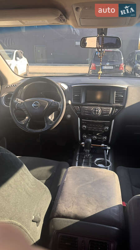 Внедорожник / Кроссовер Nissan Pathfinder 2014 в Стрые фото 13 Внедорожник / Кроссовер Nissan Pathfinder 2014 в Стрые