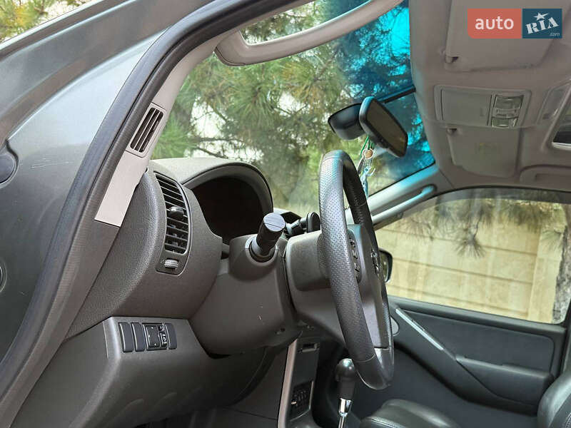 Внедорожник / Кроссовер Nissan Pathfinder 2005 в Одессе фото 35 Внедорожник / Кроссовер Nissan Pathfinder 2005 в Одессе