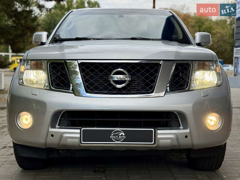 Позашляховик / Кросовер Nissan Pathfinder 2012 в Дніпрі фото 5 Позашляховик / Кросовер Nissan Pathfinder 2012 в Дніпрі