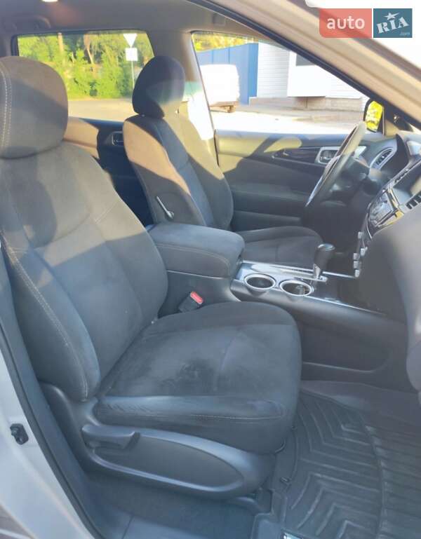 Внедорожник / Кроссовер Nissan Pathfinder 2015 в Одессе