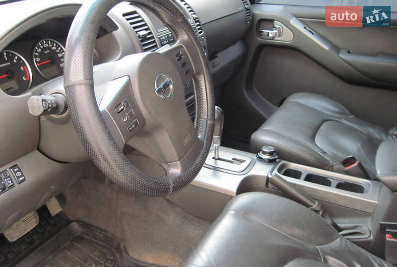 Внедорожник / Кроссовер Nissan Pathfinder 2006 в Одессе фото 4 Внедорожник / Кроссовер Nissan Pathfinder 2006 в Одессе