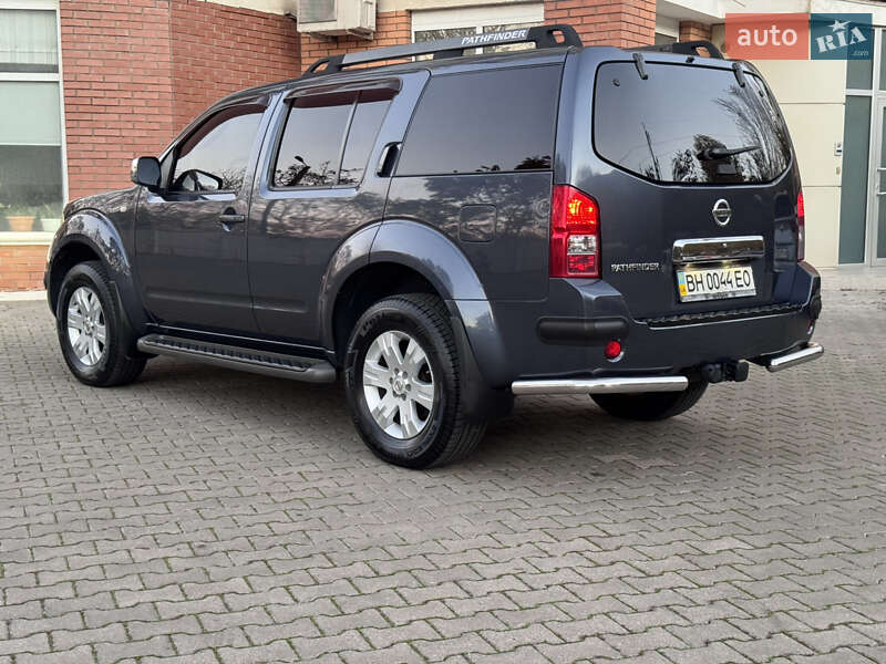 Позашляховик / Кросовер Nissan Pathfinder 2006 в Одесі