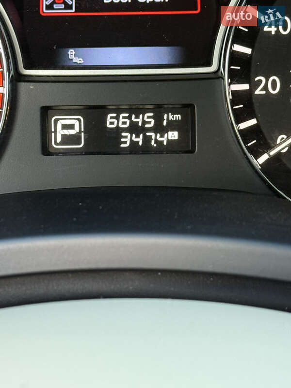 Позашляховик / Кросовер Nissan Pathfinder 2015 в Києві