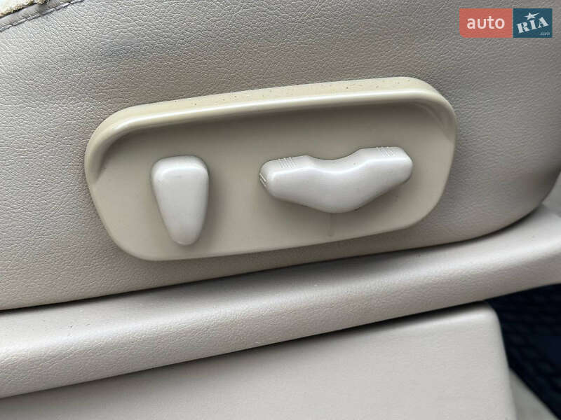 Внедорожник / Кроссовер Nissan Pathfinder 2007 в Днепре