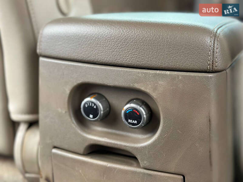 Внедорожник / Кроссовер Nissan Pathfinder 2007 в Днепре