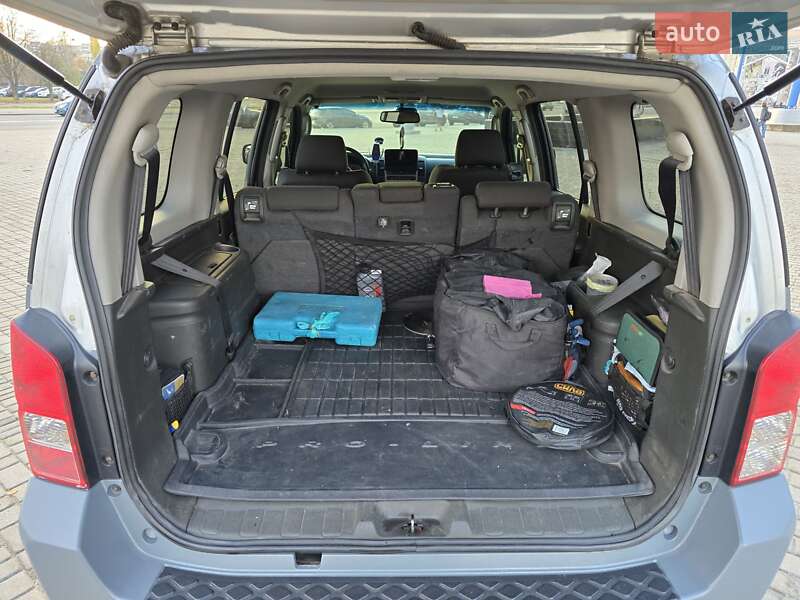 Внедорожник / Кроссовер Nissan Pathfinder 2006 в Харькове фото 10 Внедорожник / Кроссовер Nissan Pathfinder 2006 в Харькове