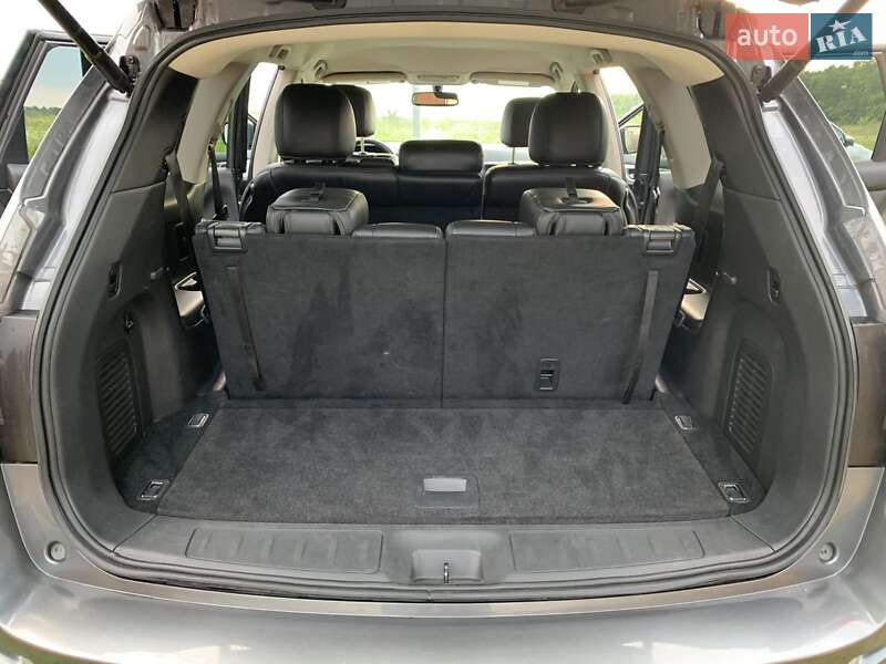 Внедорожник / Кроссовер Nissan Pathfinder 2017 в Вараше