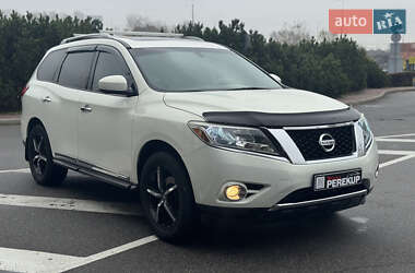 Внедорожник / Кроссовер Nissan Pathfinder 2012 в Киеве