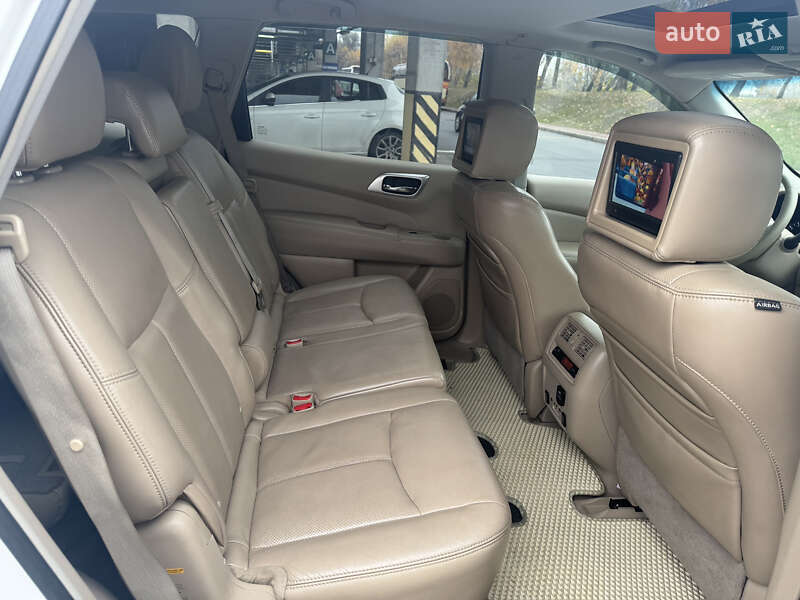 Внедорожник / Кроссовер Nissan Pathfinder 2012 в Киеве фото 37 Внедорожник / Кроссовер Nissan Pathfinder 2012 в Киеве