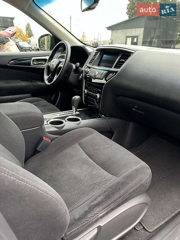 Внедорожник / Кроссовер Nissan Pathfinder 2014 в Чернигове фото 10 Внедорожник / Кроссовер Nissan Pathfinder 2014 в Чернигове