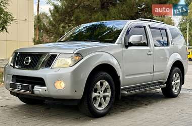 Позашляховик / Кросовер Nissan Pathfinder 2012 в Дніпрі