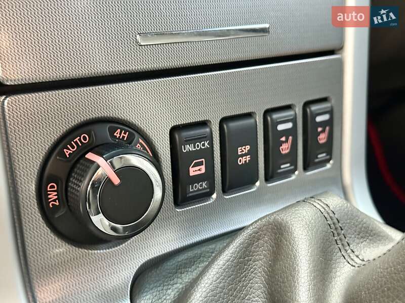 Позашляховик / Кросовер Nissan Pathfinder 2012 в Дніпрі фото 30 Позашляховик / Кросовер Nissan Pathfinder 2012 в Дніпрі