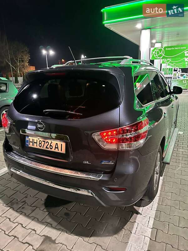 Внедорожник / Кроссовер Nissan Pathfinder 2014 в Одессе