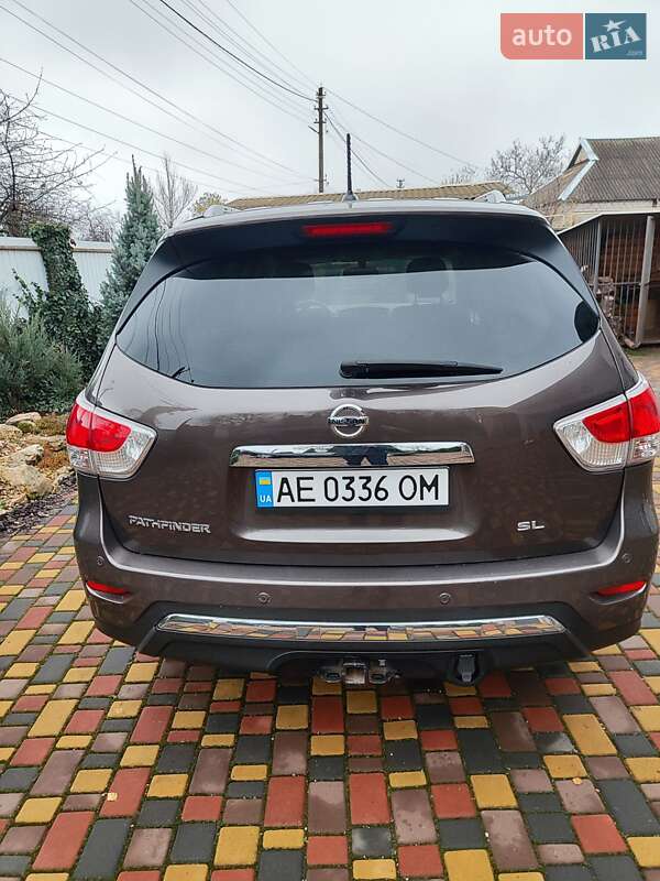 Внедорожник / Кроссовер Nissan Pathfinder 2015 в Кривом Роге фото 3 Внедорожник / Кроссовер Nissan Pathfinder 2015 в Кривом Роге