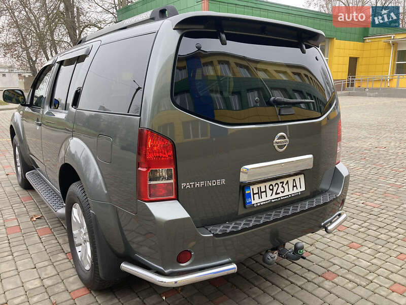 Позашляховик / Кросовер Nissan Pathfinder 2005 в Ізмаїлі