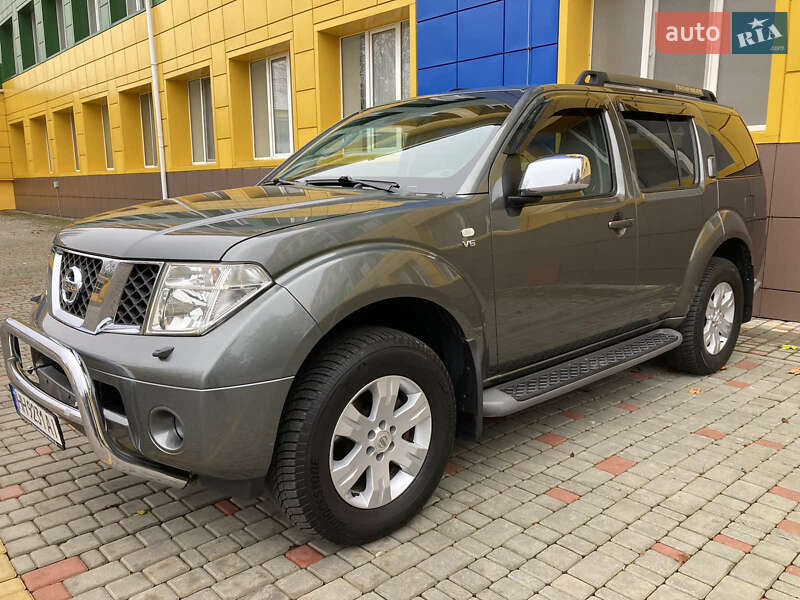 Позашляховик / Кросовер Nissan Pathfinder 2005 в Ізмаїлі