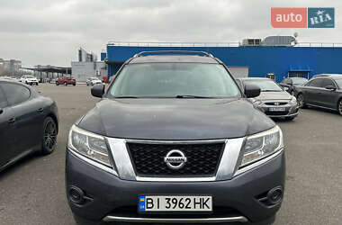 Внедорожник / Кроссовер Nissan Pathfinder 2014 в Киеве
