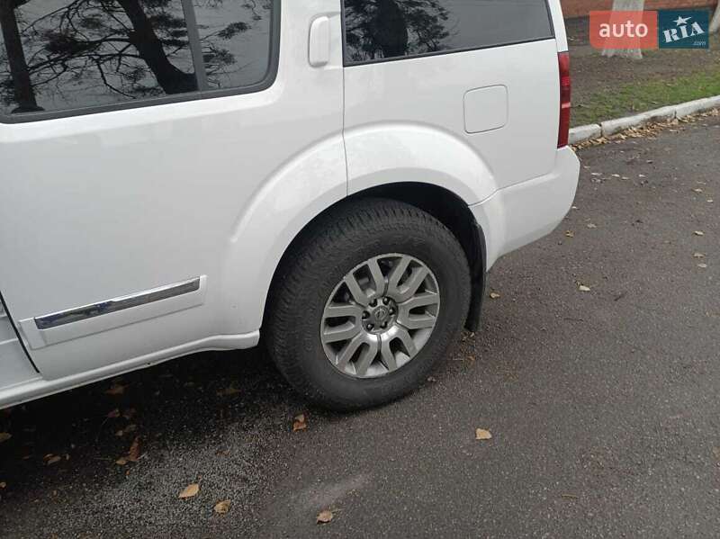 Позашляховик / Кросовер Nissan Pathfinder 2014 в Золотоноші фото 6 Позашляховик / Кросовер Nissan Pathfinder 2014 в Золотоноші