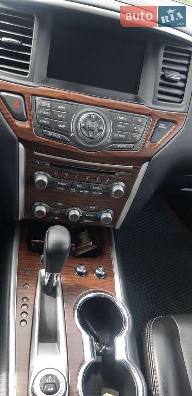 Внедорожник / Кроссовер Nissan Pathfinder 2017 в Львове