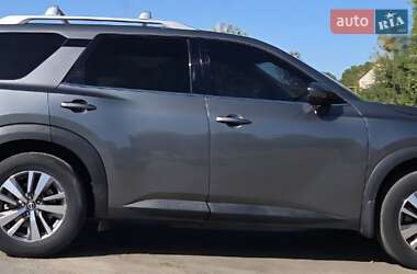 Позашляховик / Кросовер Nissan Pathfinder 2022 в Черкасах