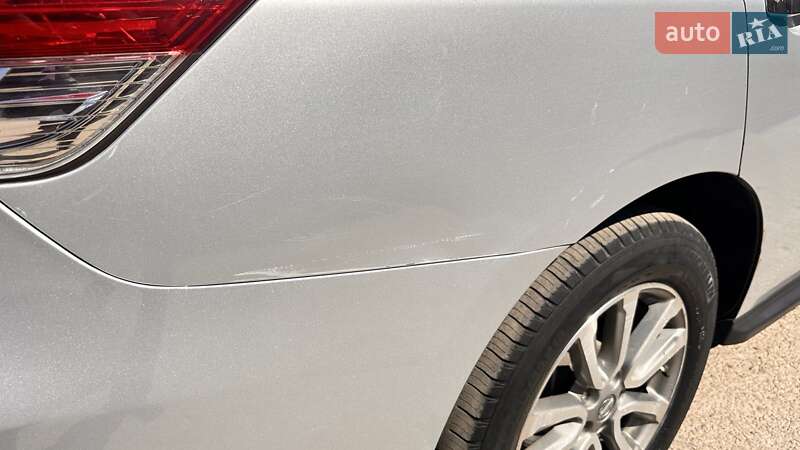 Позашляховик / Кросовер Nissan Pathfinder 2016 в Києві