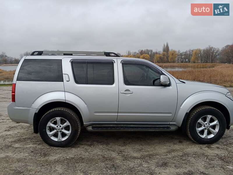 Внедорожник / Кроссовер Nissan Pathfinder 2012 в Богодухове фото 9 Внедорожник / Кроссовер Nissan Pathfinder 2012 в Богодухове