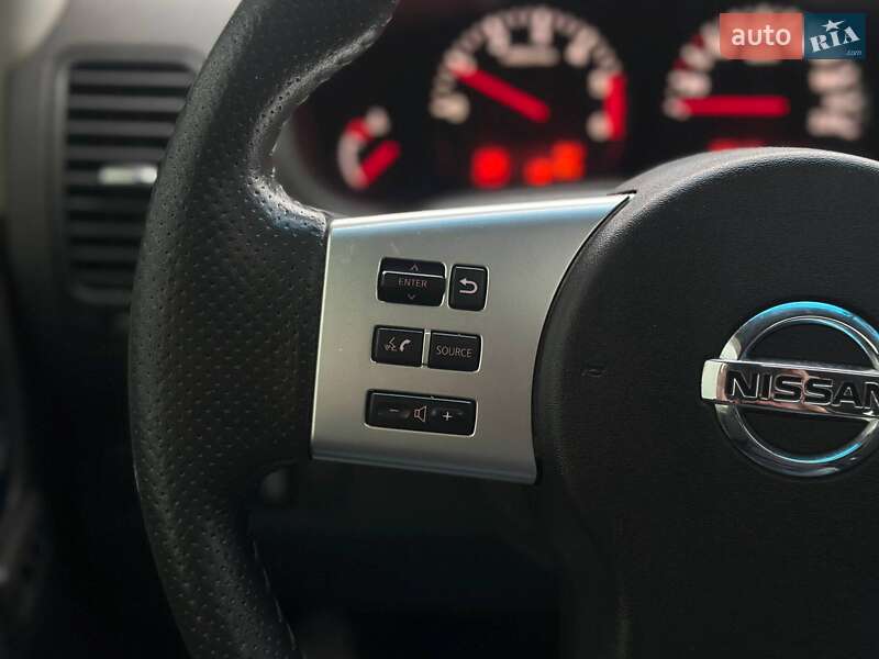 Внедорожник / Кроссовер Nissan Pathfinder 2013 в Одессе