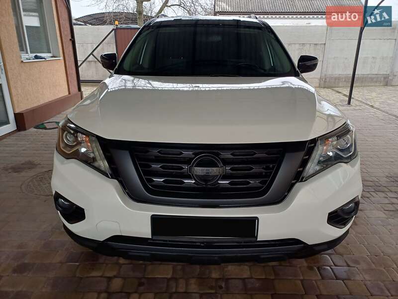 Позашляховик / Кросовер Nissan Pathfinder 2017 в Олександрії фото 26 Позашляховик / Кросовер Nissan Pathfinder 2017 в Олександрії