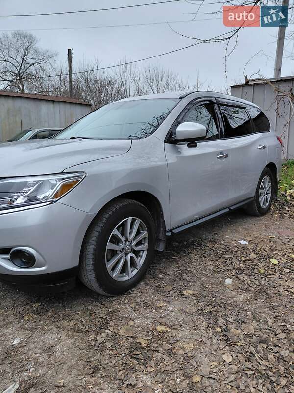 Внедорожник / Кроссовер Nissan Pathfinder 2014 в Запорожье фото 21 Внедорожник / Кроссовер Nissan Pathfinder 2014 в Запорожье