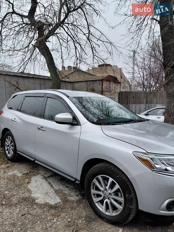 Внедорожник / Кроссовер Nissan Pathfinder 2014 в Запорожье фото 25 Внедорожник / Кроссовер Nissan Pathfinder 2014 в Запорожье