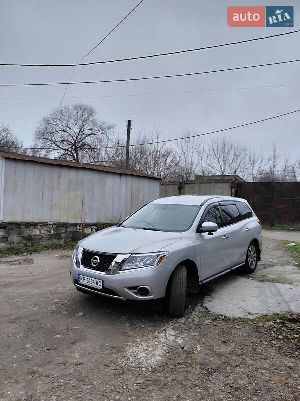 Внедорожник / Кроссовер Nissan Pathfinder 2014 в Запорожье фото 31 Внедорожник / Кроссовер Nissan Pathfinder 2014 в Запорожье
