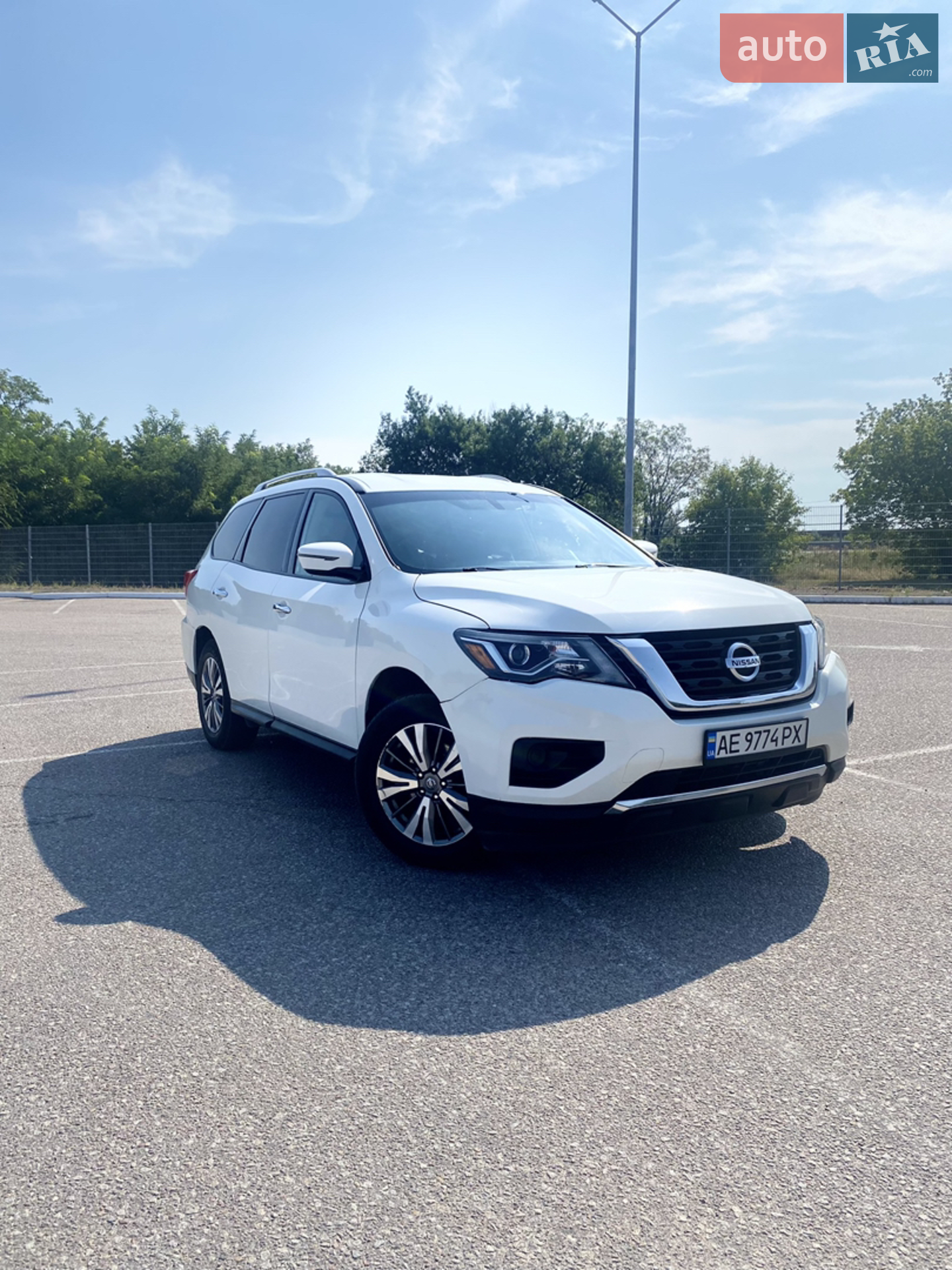 2019 Nissan Pathfinder - фото 1