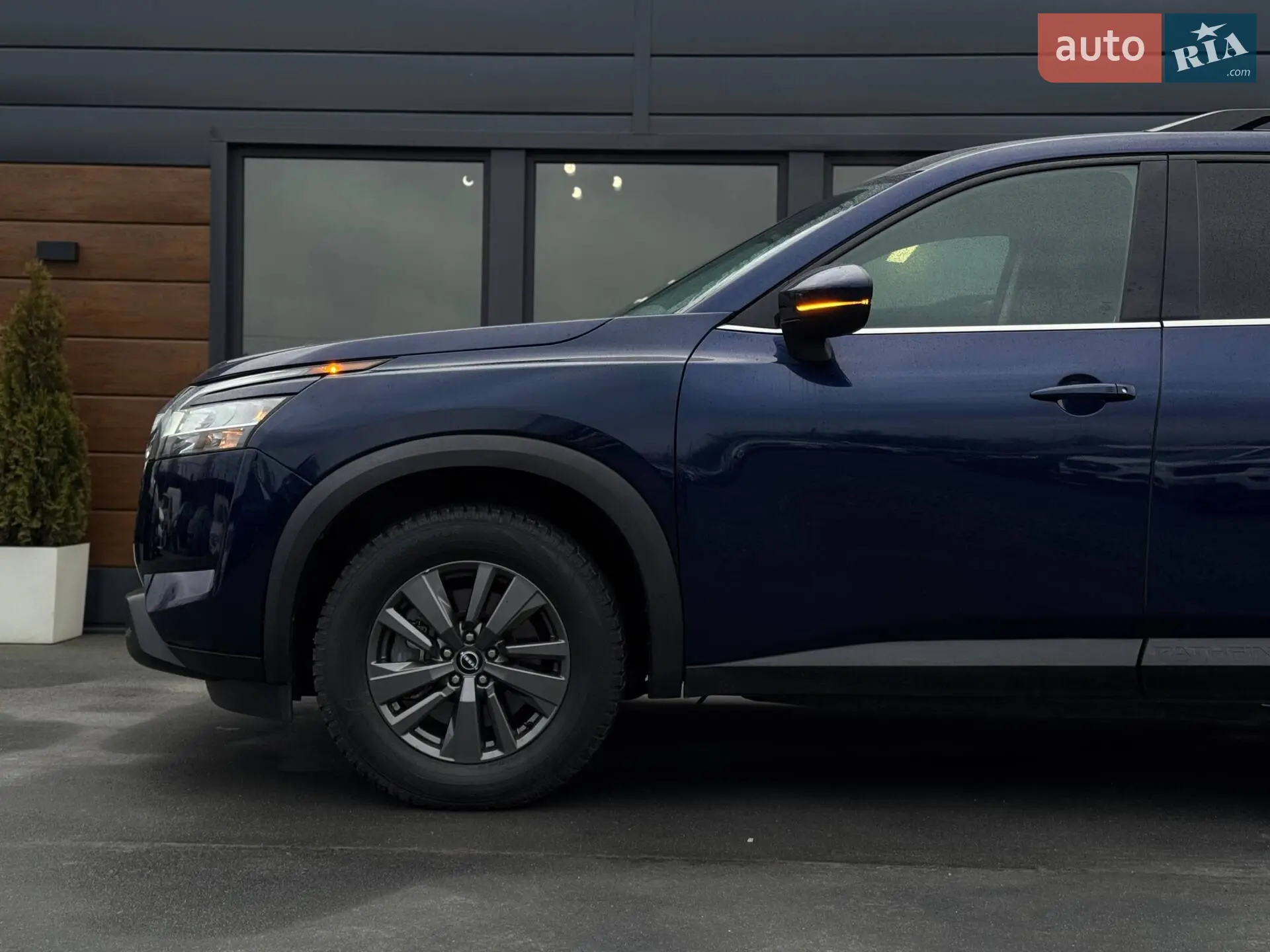 2021 Nissan Pathfinder - мініатюра 8