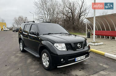 Внедорожник / Кроссовер Nissan Pathfinder 2007 в Полтаве