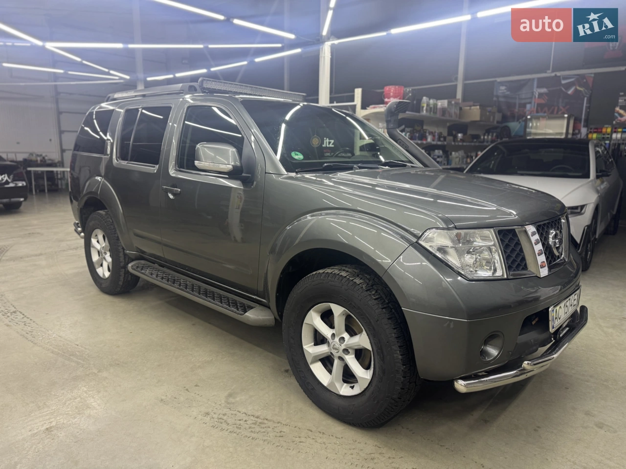 2010 Nissan Pathfinder - мініатюра 12