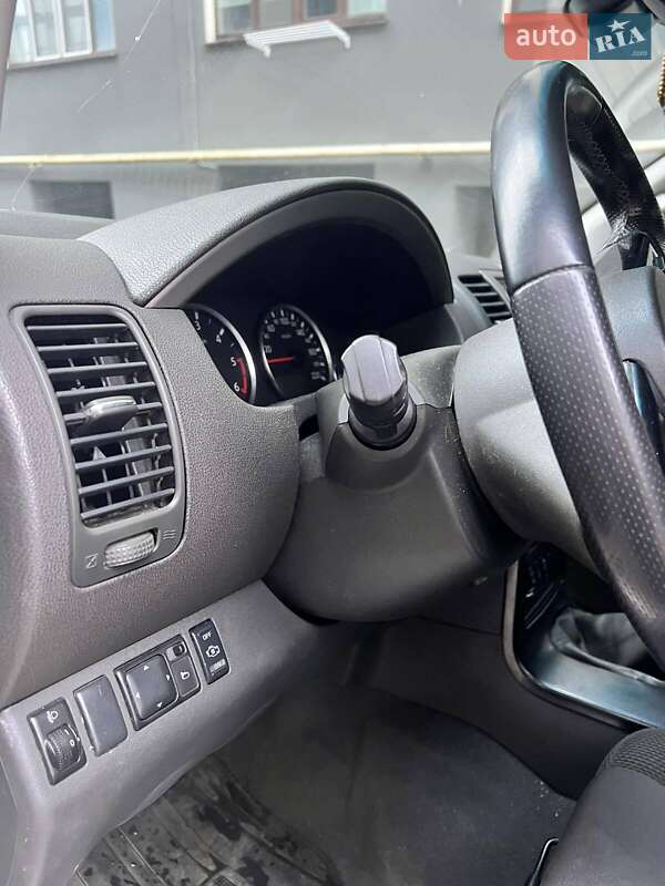 Внедорожник / Кроссовер Nissan Pathfinder 2008 в Стрые