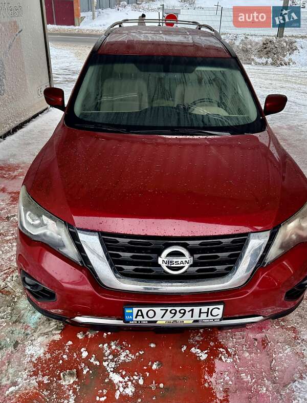Внедорожник / Кроссовер Nissan Pathfinder 2016 в Ужгороде фото 31 Внедорожник / Кроссовер Nissan Pathfinder 2016 в Ужгороде