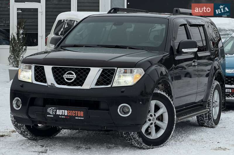 Внедорожник / Кроссовер Nissan Pathfinder 2007 в Харькове