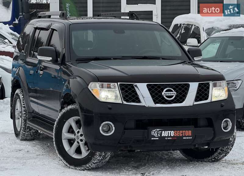 Внедорожник / Кроссовер Nissan Pathfinder 2007 в Харькове