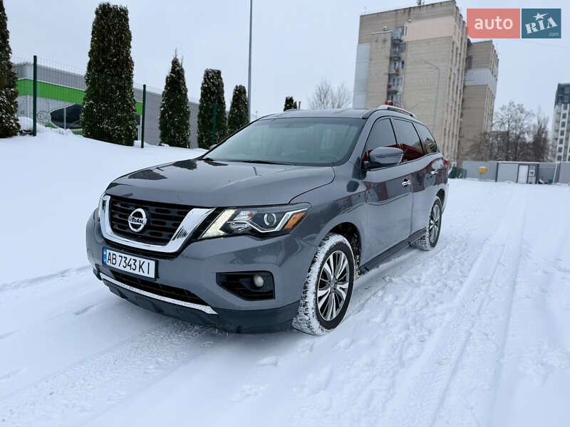 Nissan Pathfinder 2019