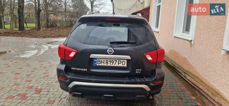 Внедорожник / Кроссовер Nissan Pathfinder 2017 в Одессе