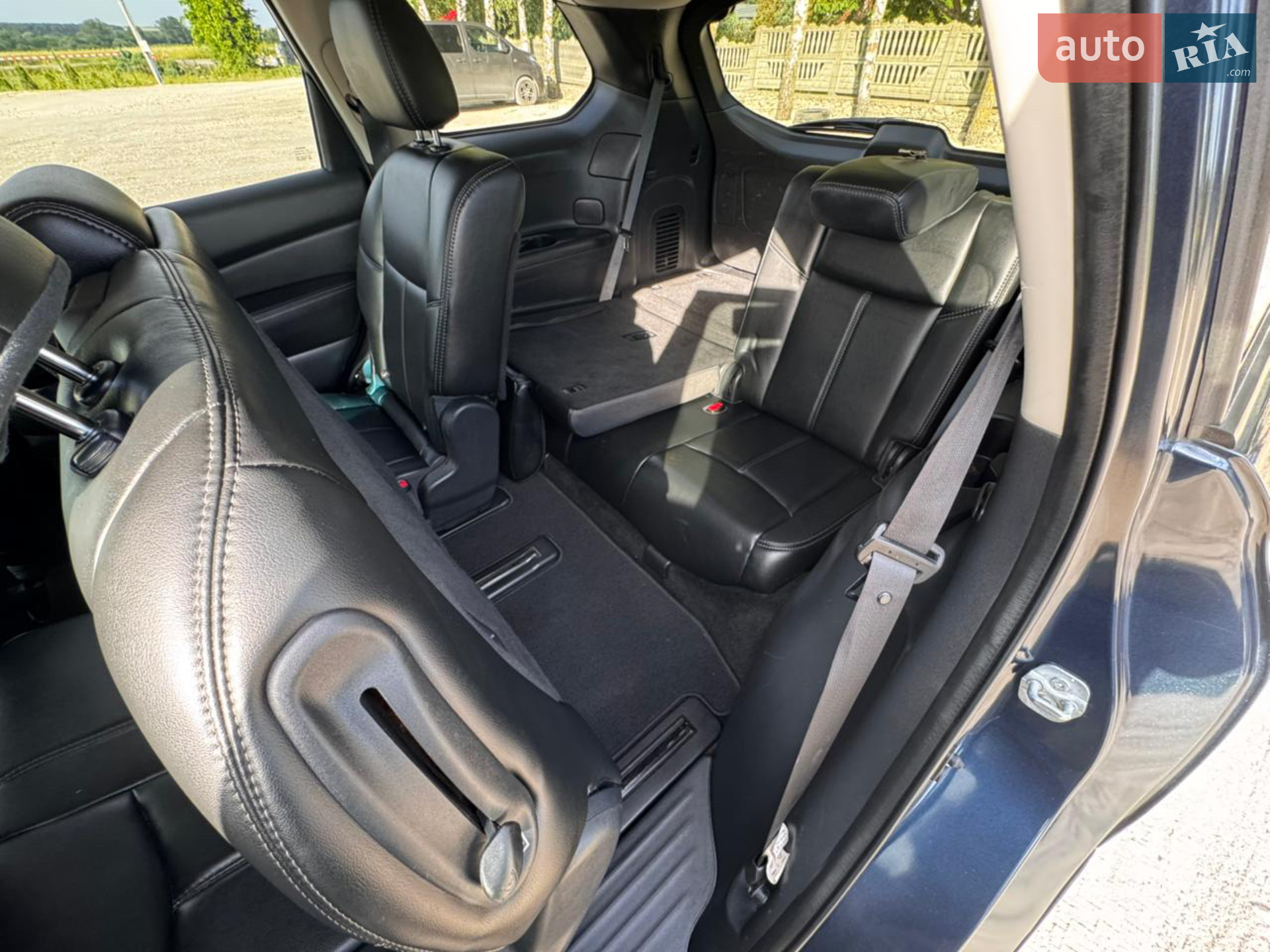 2016 Nissan Pathfinder - мініатюра 2