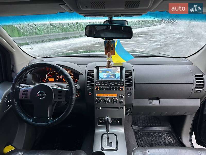 Внедорожник / Кроссовер Nissan Pathfinder 2006 в Киеве