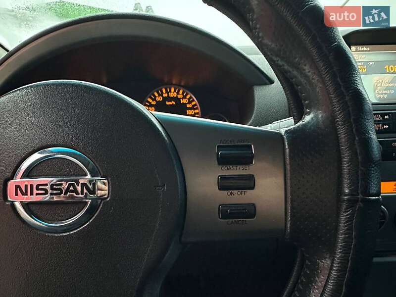 Внедорожник / Кроссовер Nissan Pathfinder 2006 в Киеве