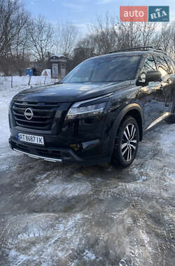 Внедорожник / Кроссовер Nissan Pathfinder 2023 в Ивано-Франковске